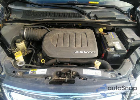 2013 Chrysler Town & Country Touring from USA, damaged, VIN 2C4RC1BG4DR637807